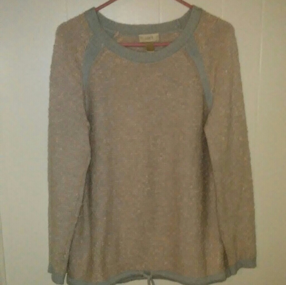 Long pink an grey sweater